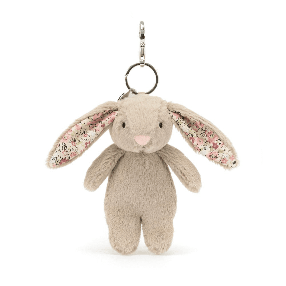 Blossom Beige Bunny Bag Charm de face sur fond blanc 