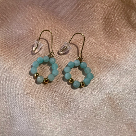 Boucles d'oreilles en acier inoxydable de couleur or avec pierres semi précieuses Aigue Marine