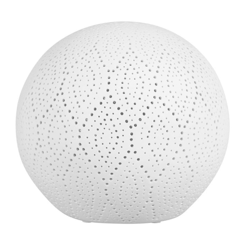 lampe en forme de boule en dentelle blanc sur fond blanc 