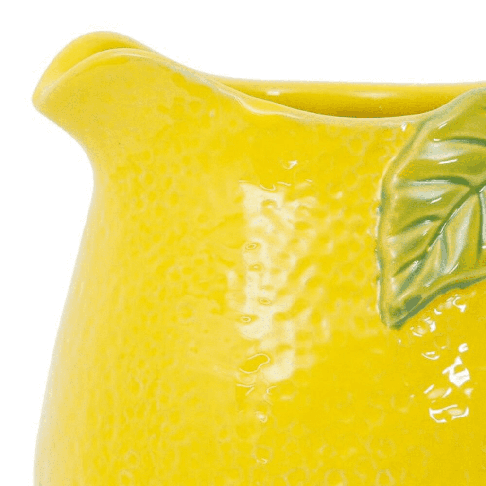 Pichet Citron jaune sur fond blanc 