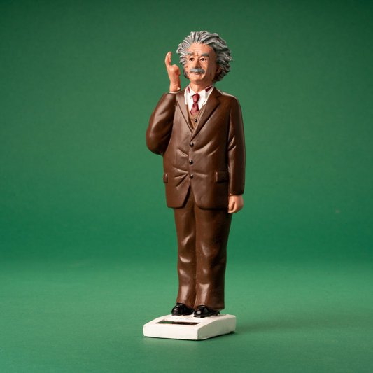 figurine Einstein sur fond vert